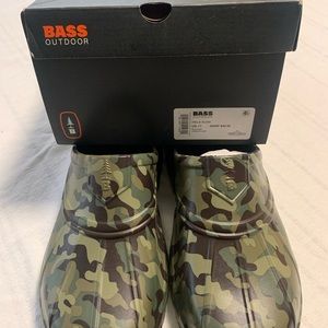 Bass Outdoor Field Slides